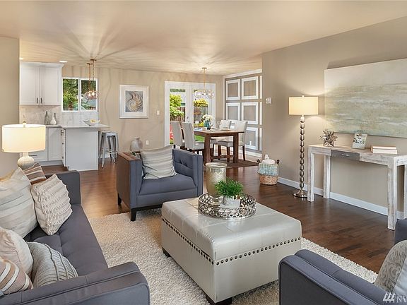 Living room with great natural lighting 