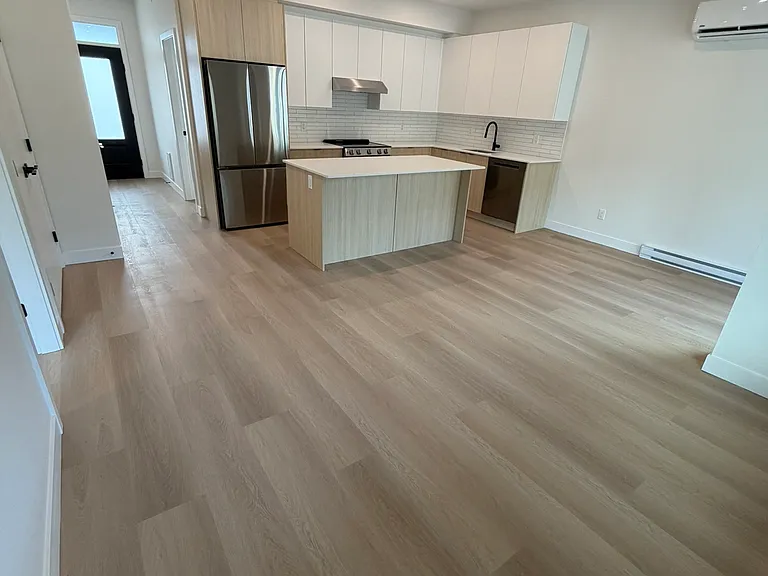 100 Grange Dr — Photo 6