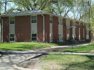 1308 10th St N APT 3, Fargo, ND 58102