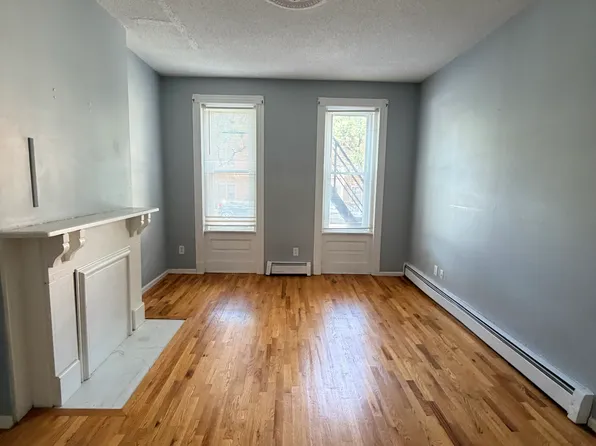 133 Howe St #1, New Haven, CT 06511