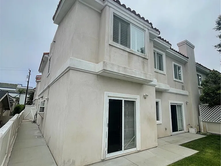 413 N Elena Ave #C — Photo 44