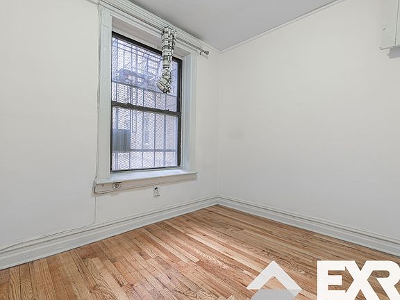 5th image of 600 Park Pl #5AX