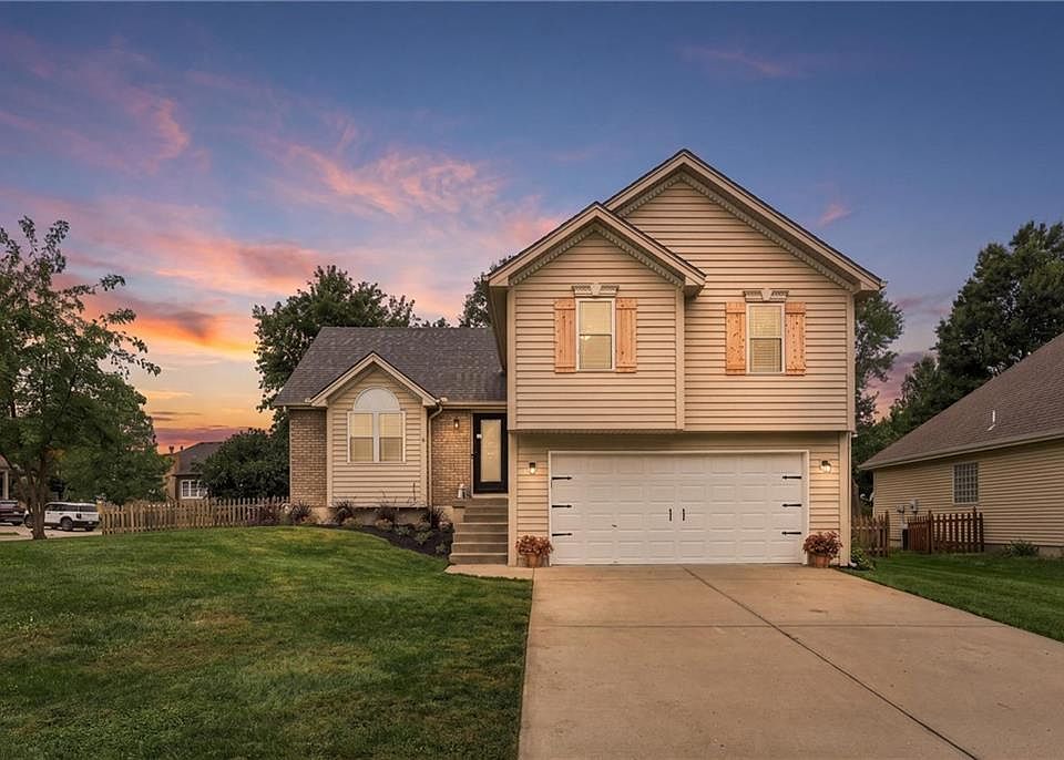 1st image of 1104 Regency Dr