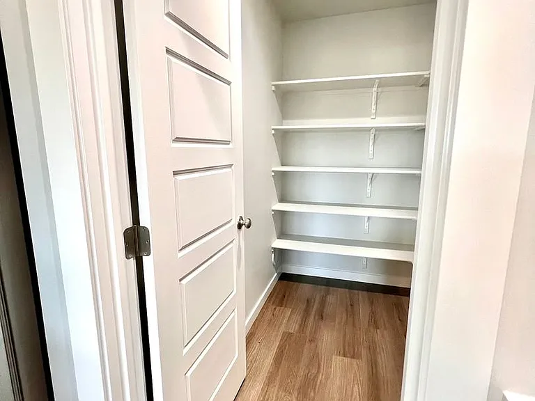 7435 W Trumbull Ct — Photo 11