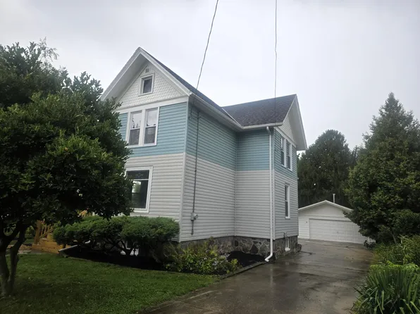 1108 N 2nd St, Watertown, WI 53098