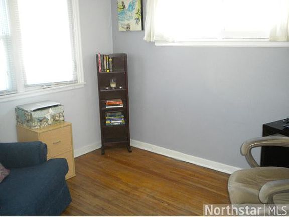 3rd image of 2051 Montreal Ave