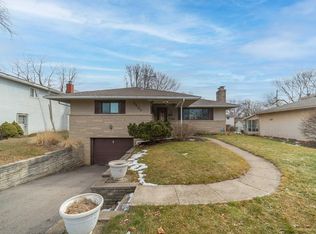 5490 Driftwood Rd, Columbus, OH 43229