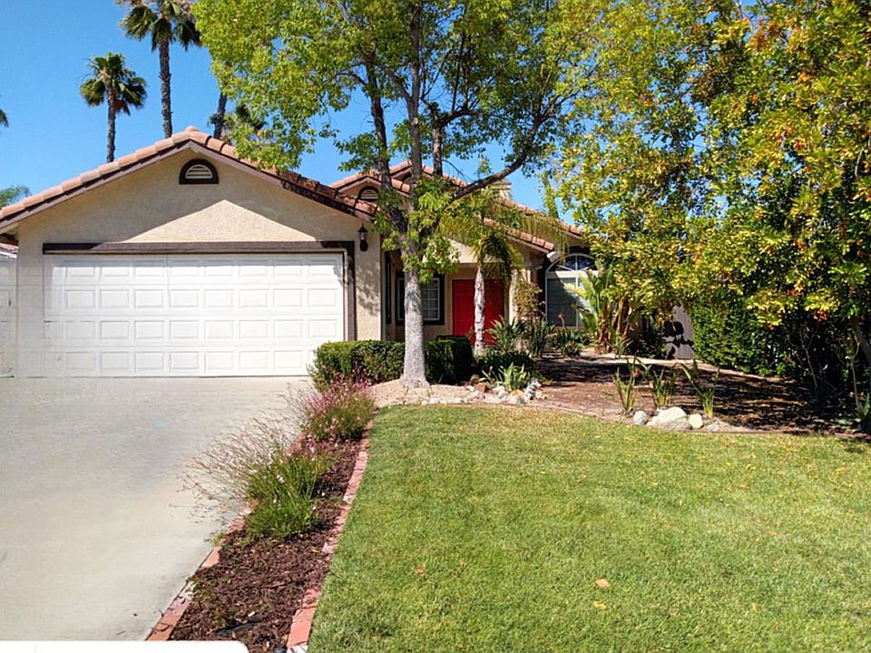 1st image of 40323 Crystal Aire Ct