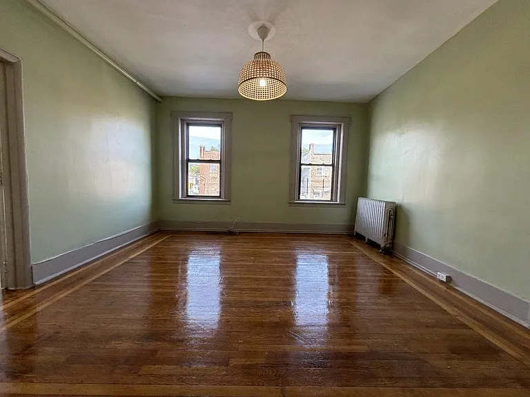 387 4th Ave #3A — Photo 3