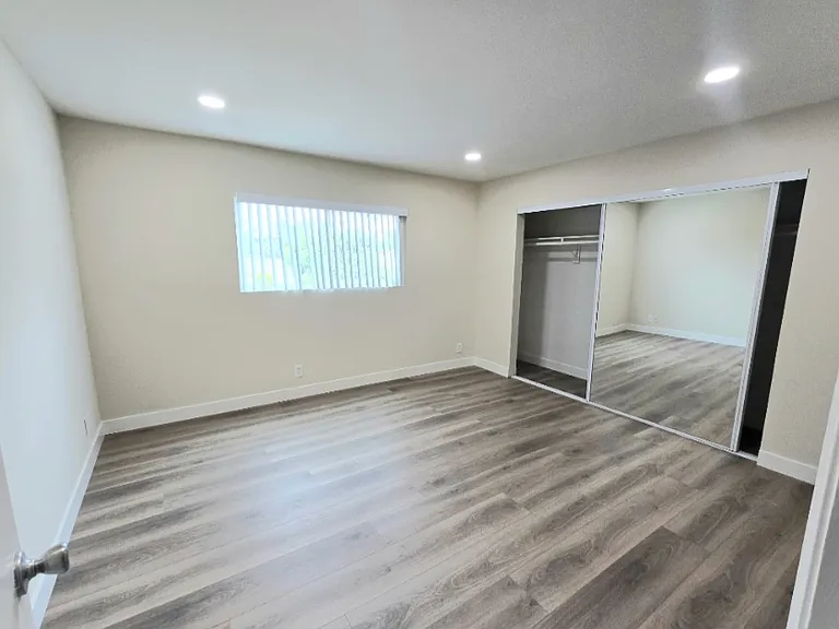 2101 Vine St #322 — Photo 4