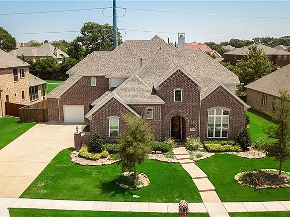 2nd image of 741 Shadow Hill Dr