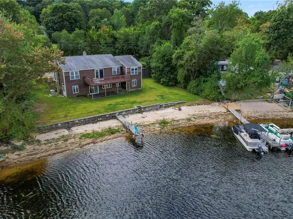 70 Lori Ln, Coventry, RI 02816