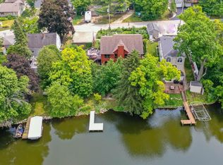 30320 Beachview Ln, Waterford, WI 53185
