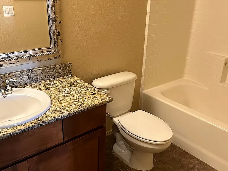 1385 W University Ave #102 — Photo 12