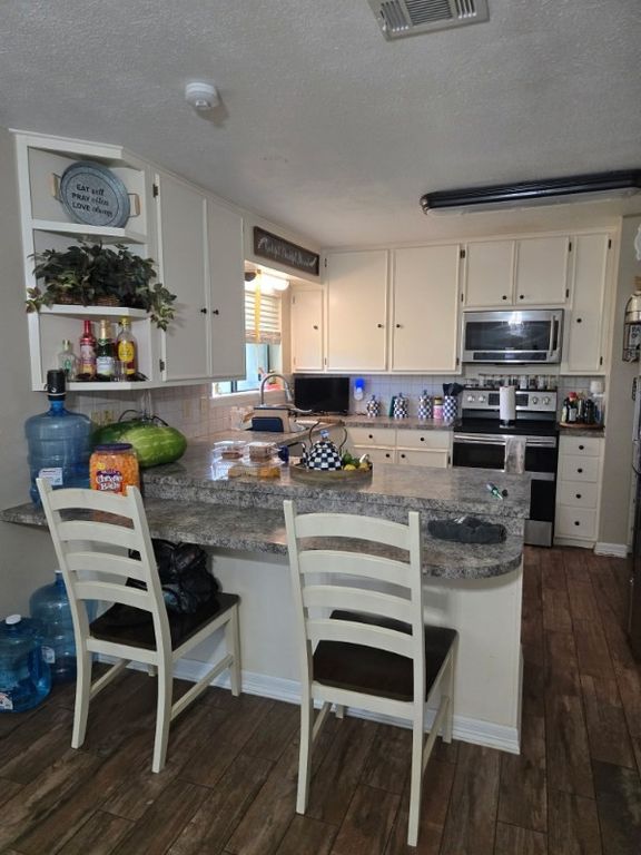 225 Linney Ln, Beeville, TX - View 5