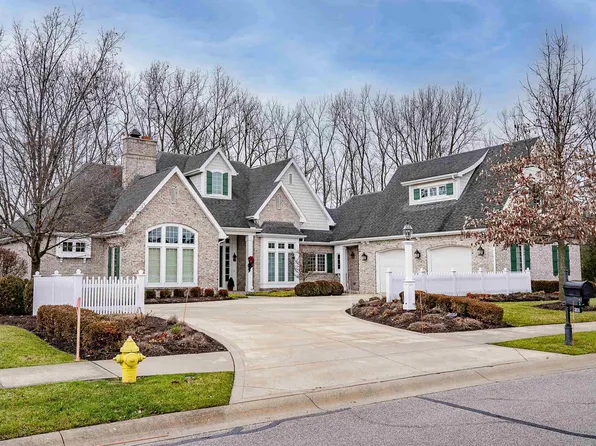 3924 Vermilion Clfs, Fort Wayne, IN 46814