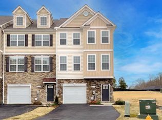 250 Sullivan Ln, Prince Frederick, MD 20678