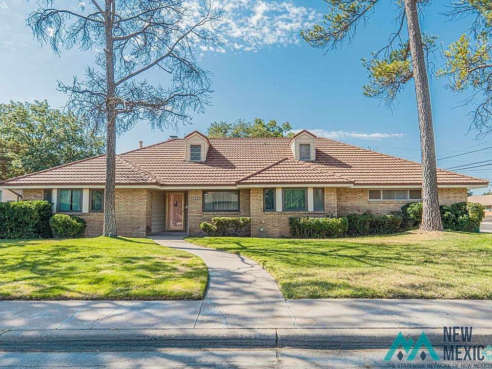 1st image of 301 E Baja Dr