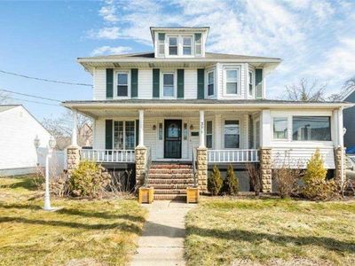 375 S Long Beach Ave, Freeport, NY, 11520