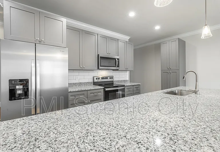 1904 Cypress Ln — Photo 14
