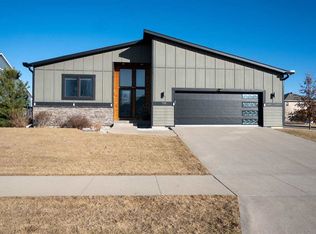 704 American Pharaoh Dr, Iowa City, IA 52240