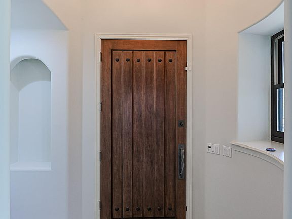 4th image of 207 N PARKVIEW Court