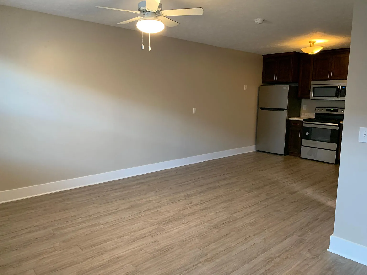 3225 Maplewood Ave #G photo 1