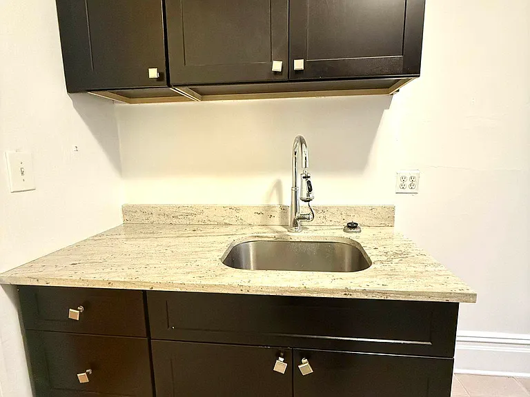 72-25 Austin St #3F — Photo 3