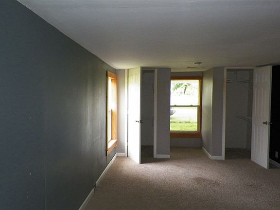 3rd image of 2919 C Ave