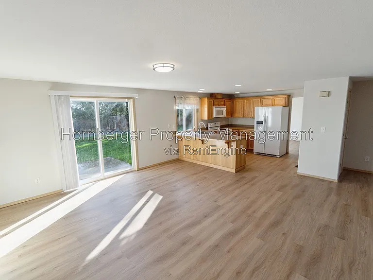 509 S Joslin Pl — Photo 3