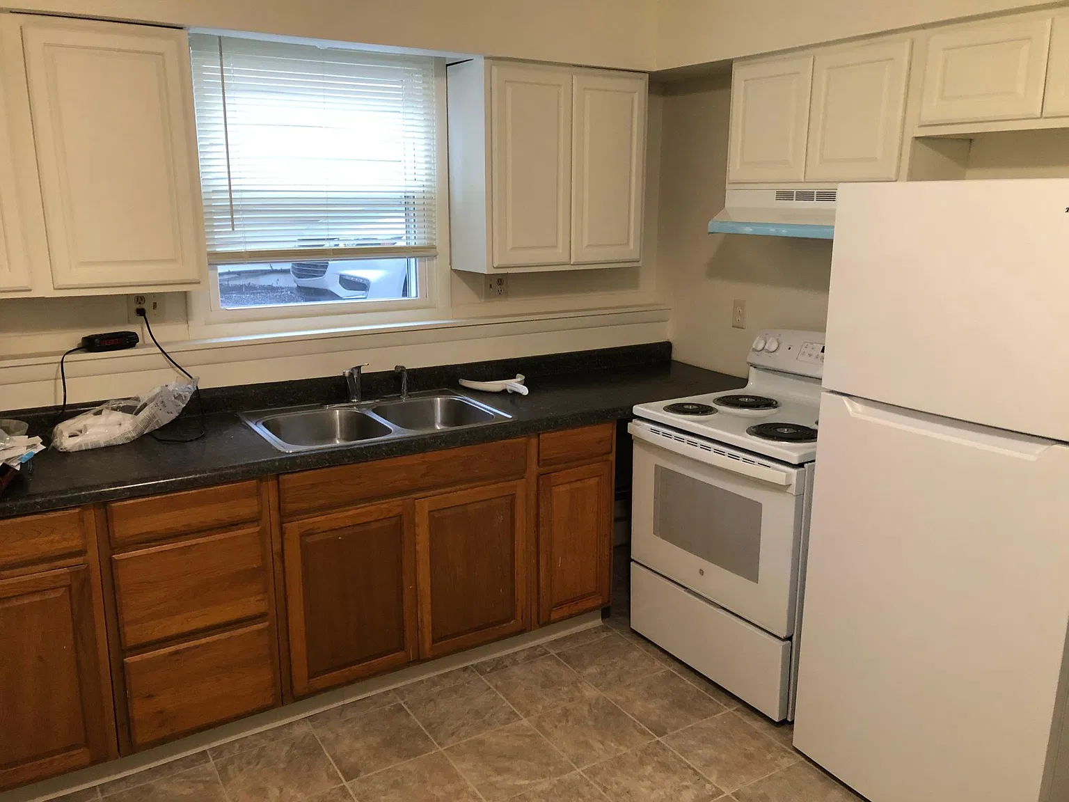 2 bed, 825 sqft, $1,000 — Photo 4