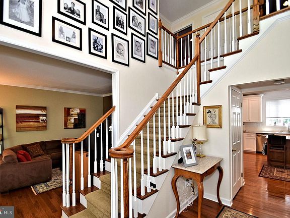 5th image of 620 Woodbrook Dr