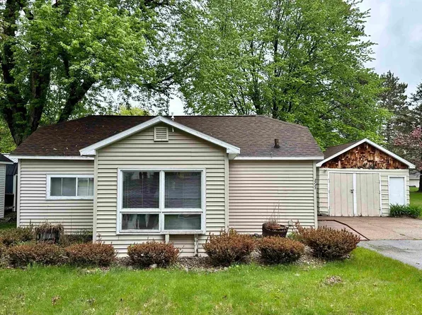 3721 Carl St, Wausau, WI 54403