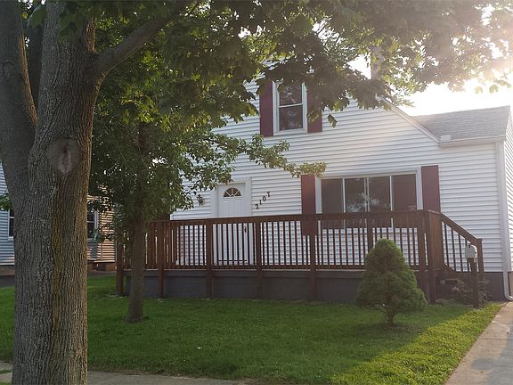 2nd image of 2107 E Bataan Dr