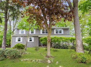 92 Monmouth Ct, Orangeburg, NY 10962
