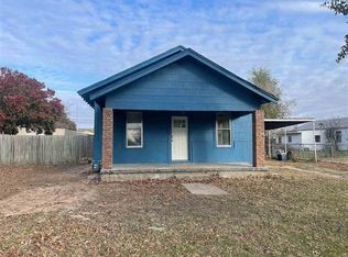 315 E Emporia Ave, Ponca City, OK 74601