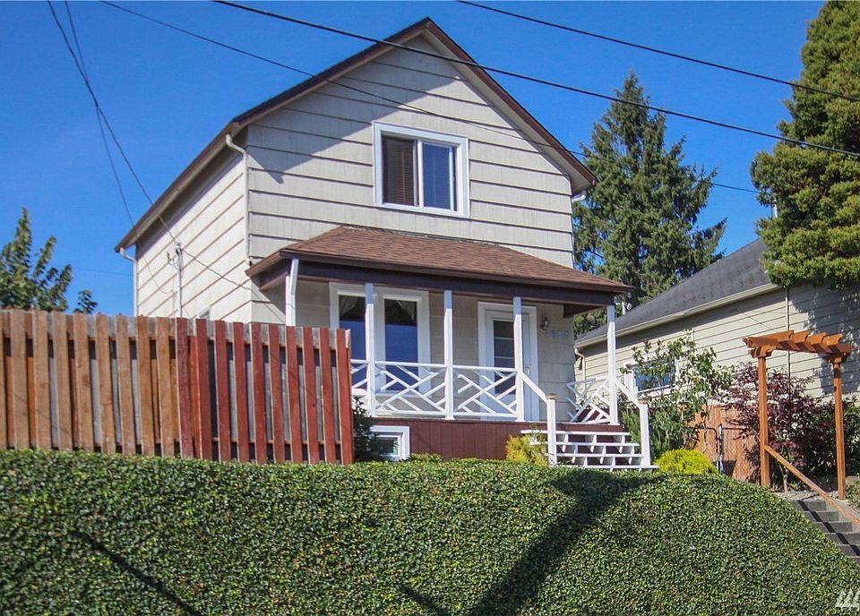 1st image of 624 Essex Ave