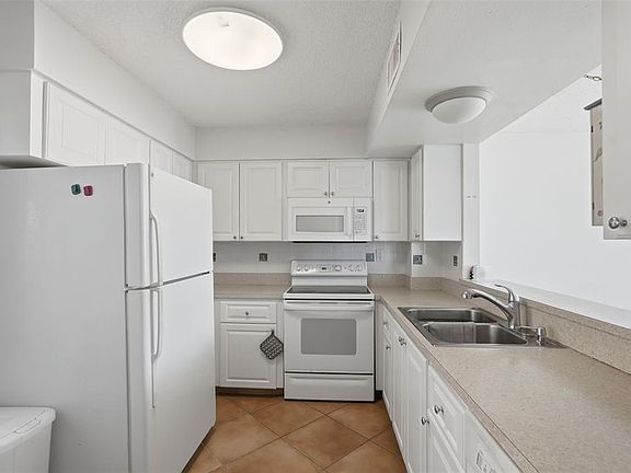 4th image of 5729 PUERTA DEL SOL BOULEVARD S #186