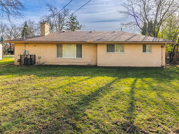 4th image of 23620 Oliver Ct