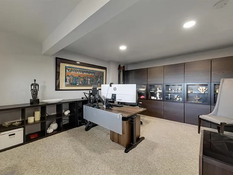 445 Mountain Dr — Photo 24