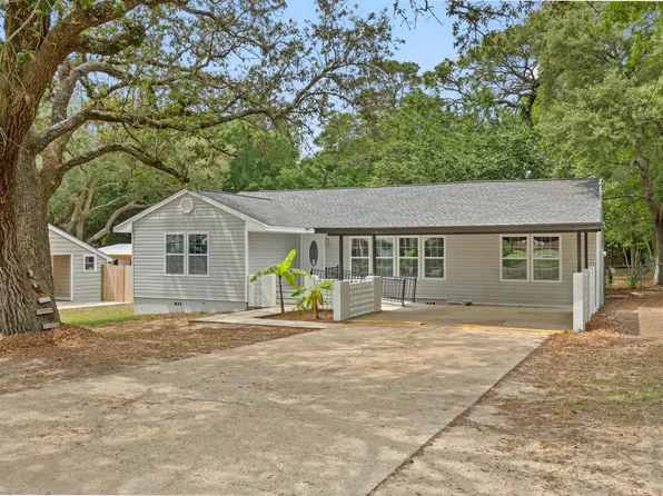 346 Edge Ave, Valparaiso, FL 32580