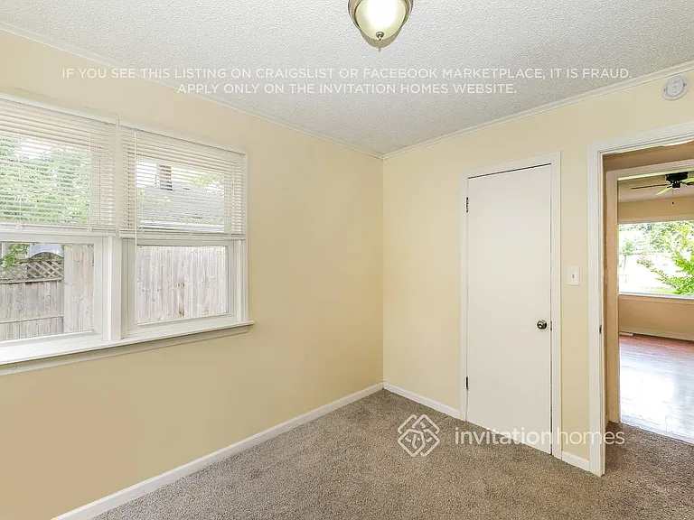 1359 Raymond Dr — Photo 10