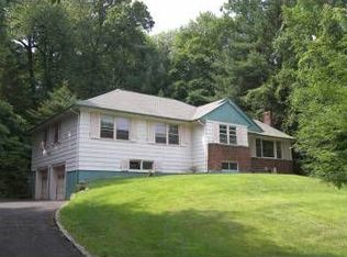 38 Twombly Dr, Summit, NJ 07901