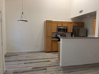 5th image of 4357 Woodwell St
