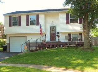 319 S San Bernardino Trl, Englewood, OH