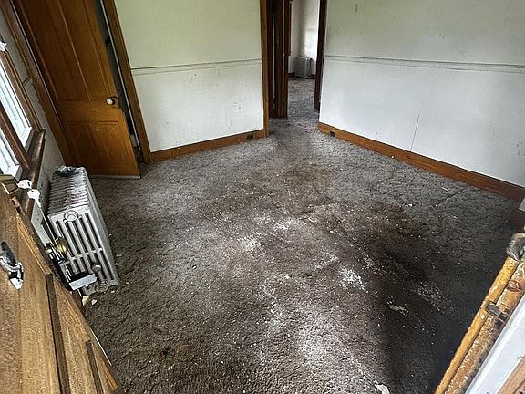 2nd image of 54 Spruce St