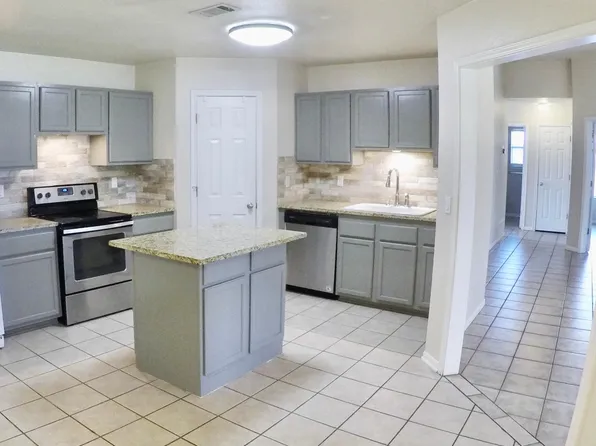 2705 Eastwood Dr, Killeen, TX 76549