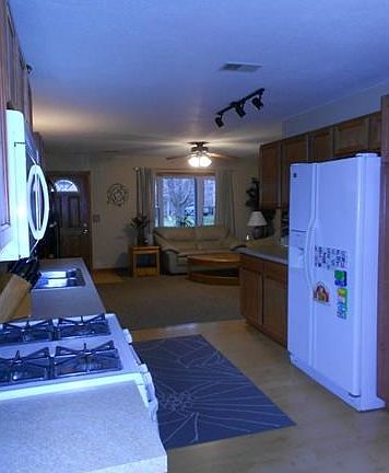 5th image of 1531 Zarieda St
