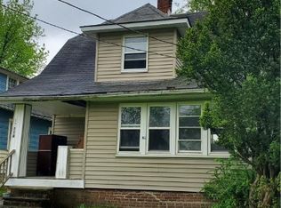 17114 Lipton Ave, Cleveland, OH