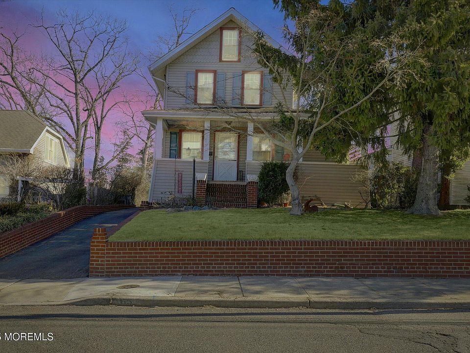 2nd image of 65 Oakwood Avenue